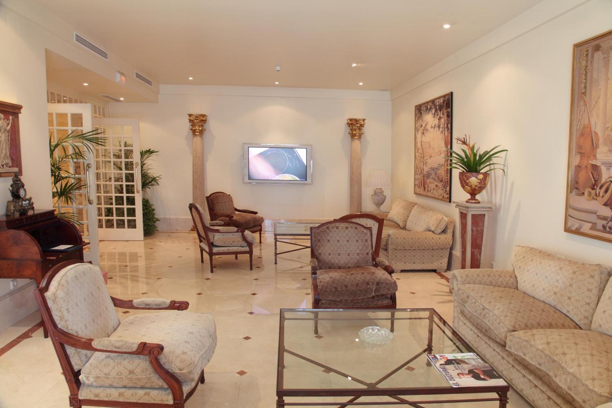 Hotel Atlantico — Foto 1